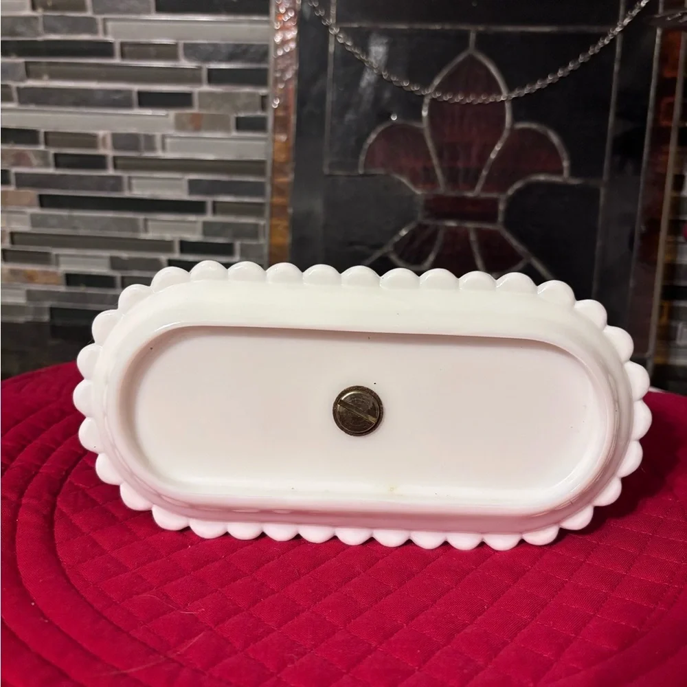 Fenton Salt and Pepper Stand